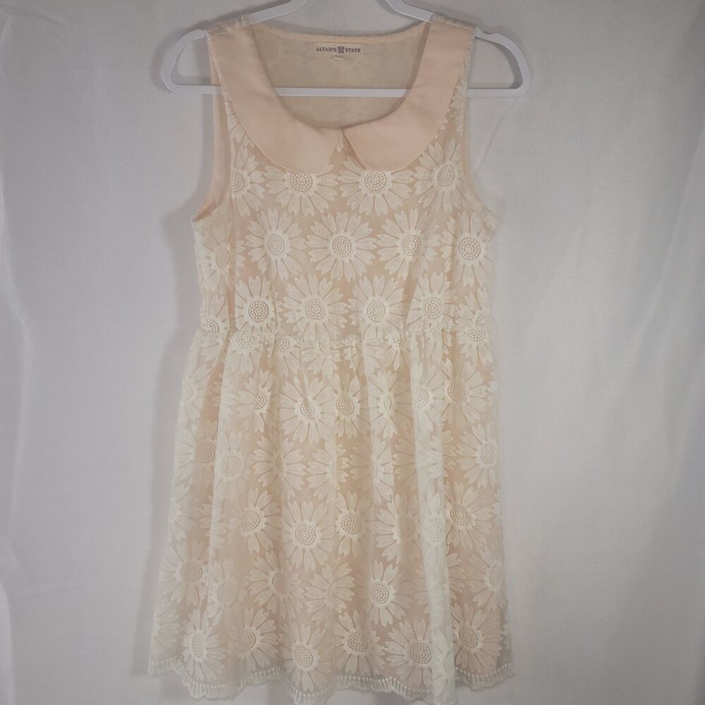 Altar'd State Peach Daisy Lace Mini Dress Peter Pan Collar Size M Boho Romantic